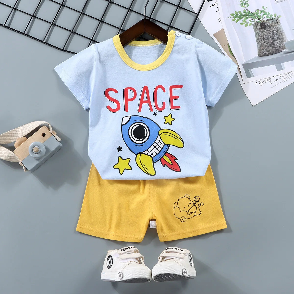Unisex T-shirt Shorts 2PCS Set