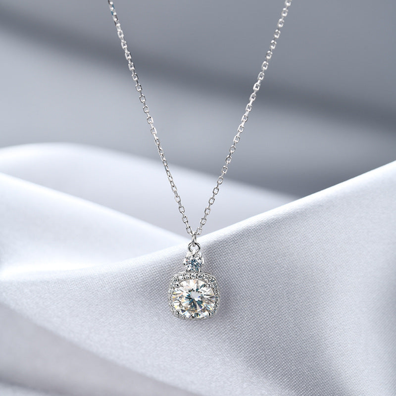 925 Sterling Silver 2 Karat Moissanite Necklace For Women