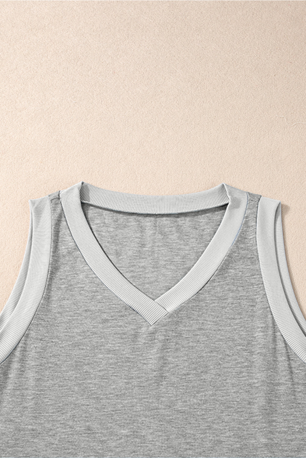 Gray Contrast Trim V-Neck Loose Fit Tank Top