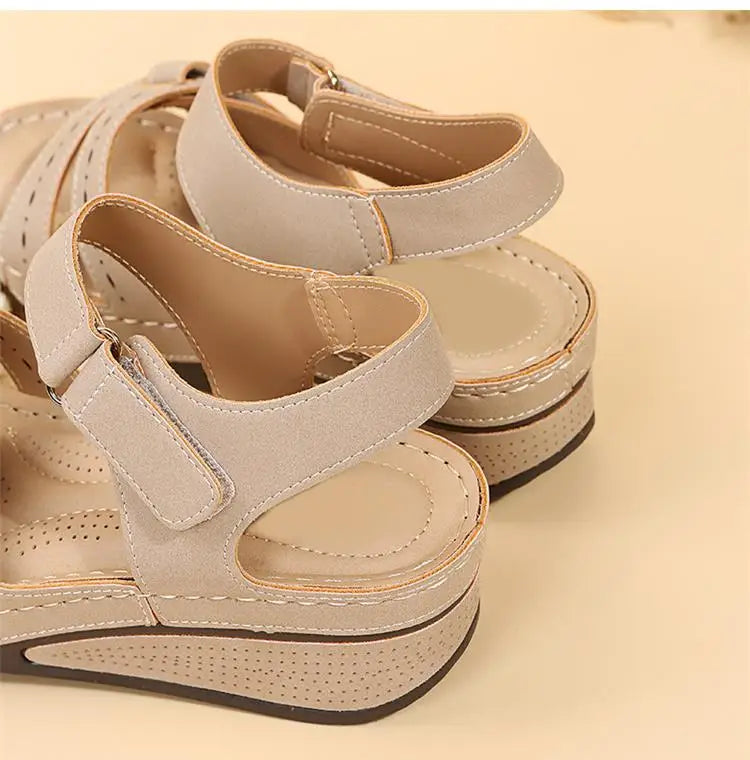 Outdoor Ladies Wedge Sandals