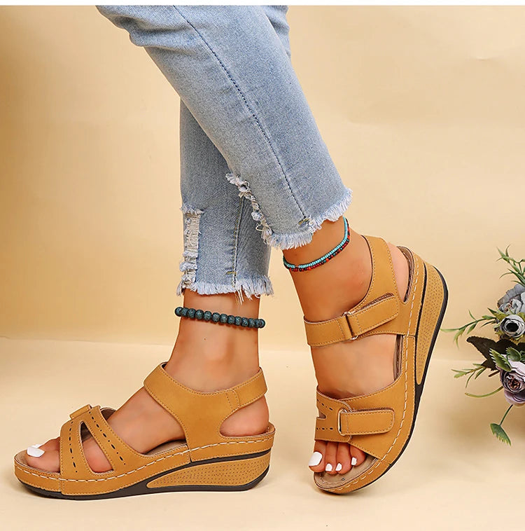 Outdoor Ladies Wedge Sandals