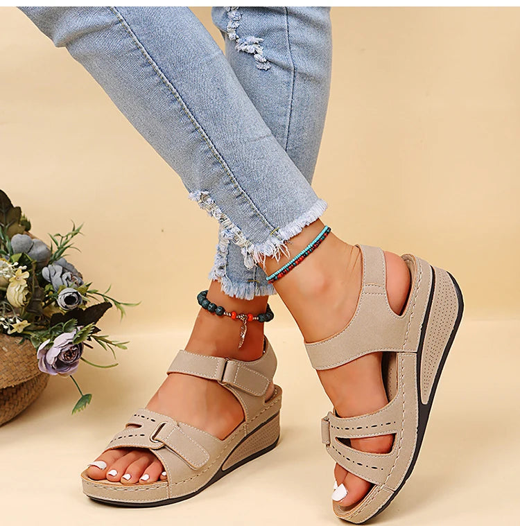 Outdoor Ladies Wedge Sandals